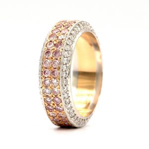 Beaudry Ring with 1.80 Carat Fancy Pink Diamonds and 0.82 Carat White Diamonds