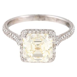 3.02 Carat Asscher Cut Light Yellow VVS Diamond Ring